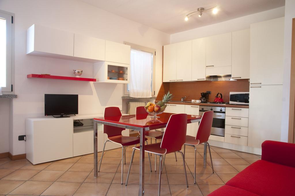 Ca' Eli 2 Apartment Oliveto Lario Luaran gambar